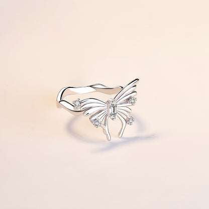 Hurmaava Sormus jokaiseen tilaisuuteen