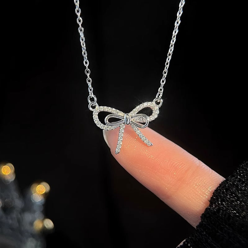 Käsintehty vintage Kaulakoru