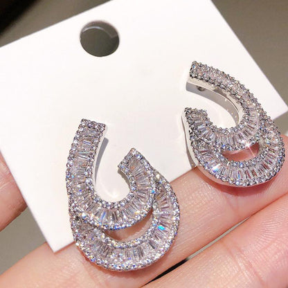 Käsintehty vintage Korvarengas