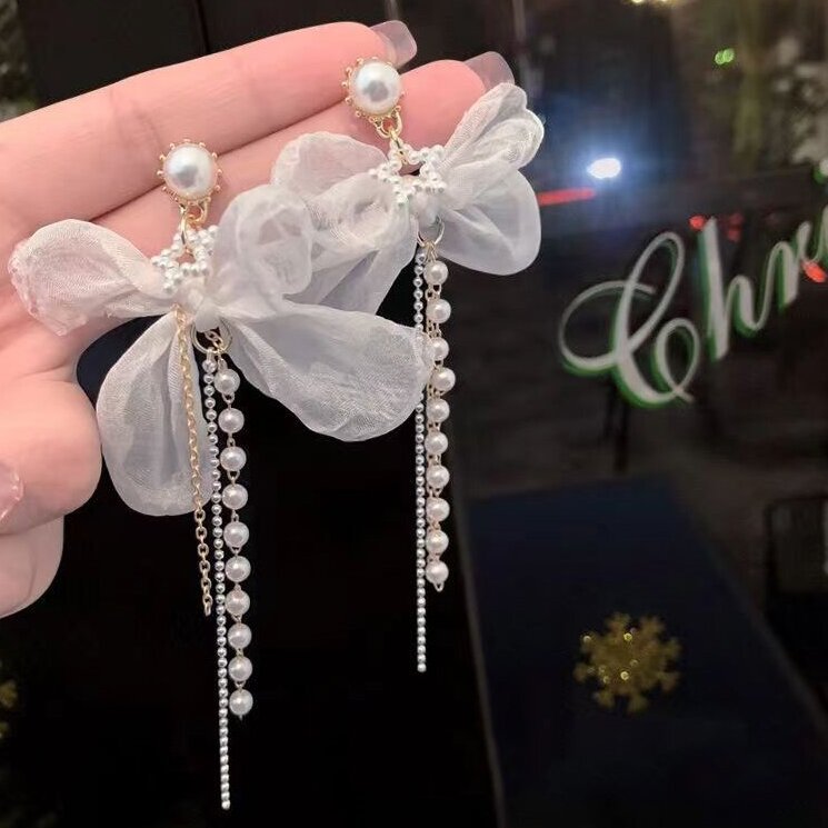 Elegantti Korvarengas jokaiseen tilaisuuteen