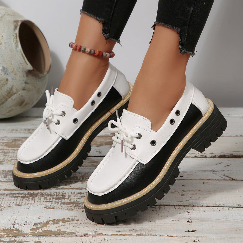 Sulavalinaiset Ortopediset Kengät Moderniin Tyyliin