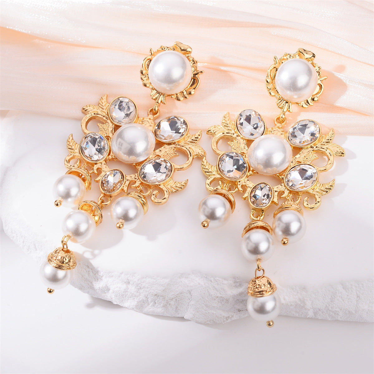 Upea Helmi Korvarengas päivittäiseen käyttöön