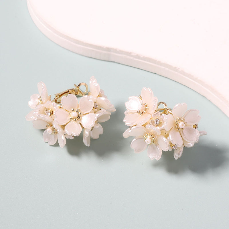 Herkkä käsityö Koru