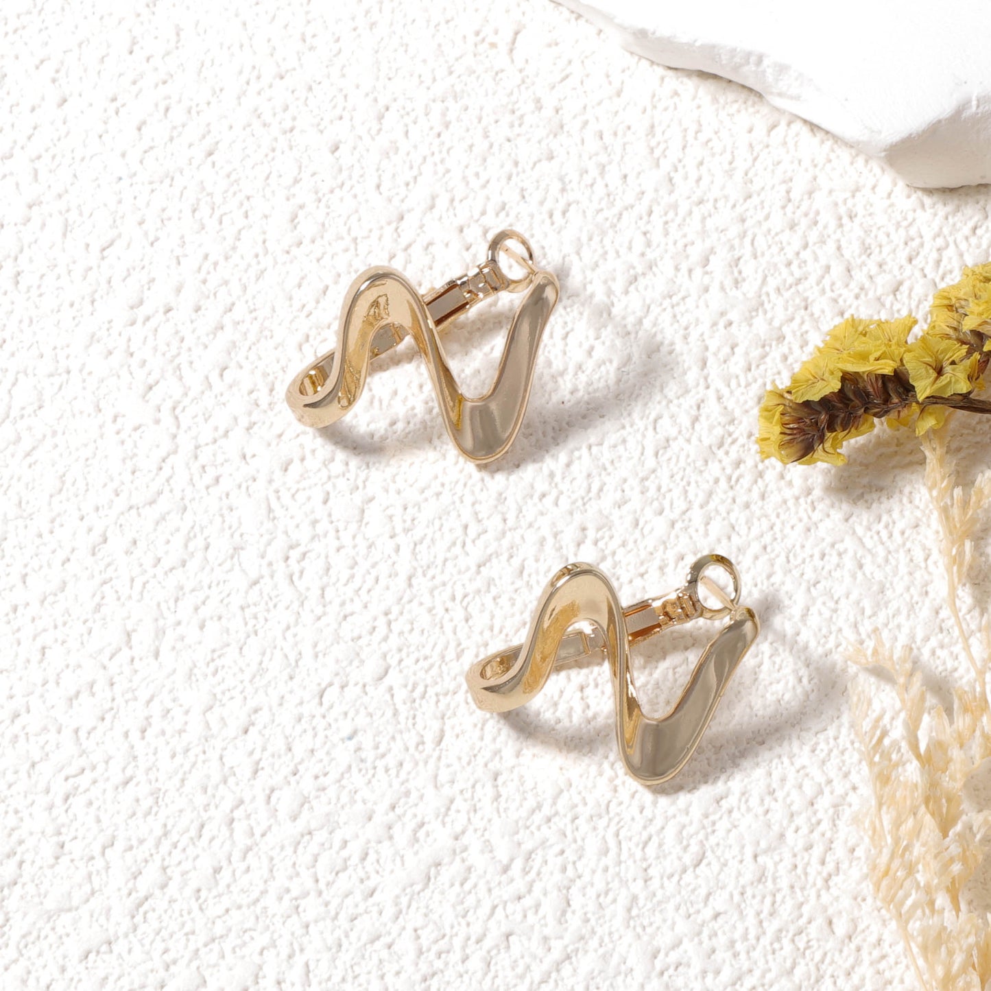 Hurmaava Kulta Korvarengas jokaiseen tilaisuuteen