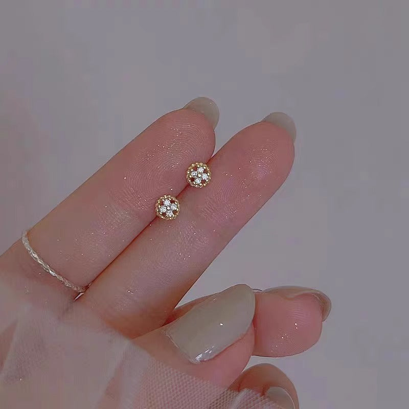 Elegantti Korvarengas jokaiseen tilaisuuteen