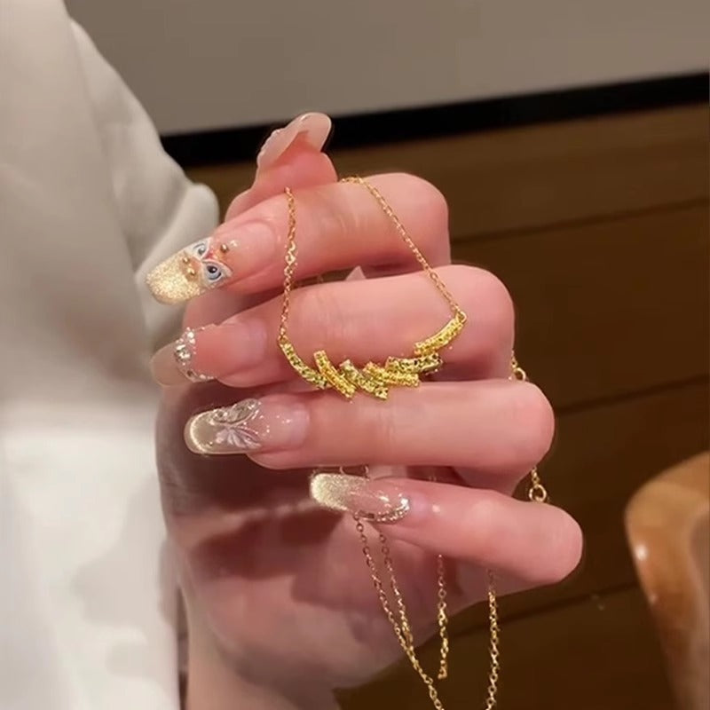 Klassinen Koru ajattomalla viehätyksellä