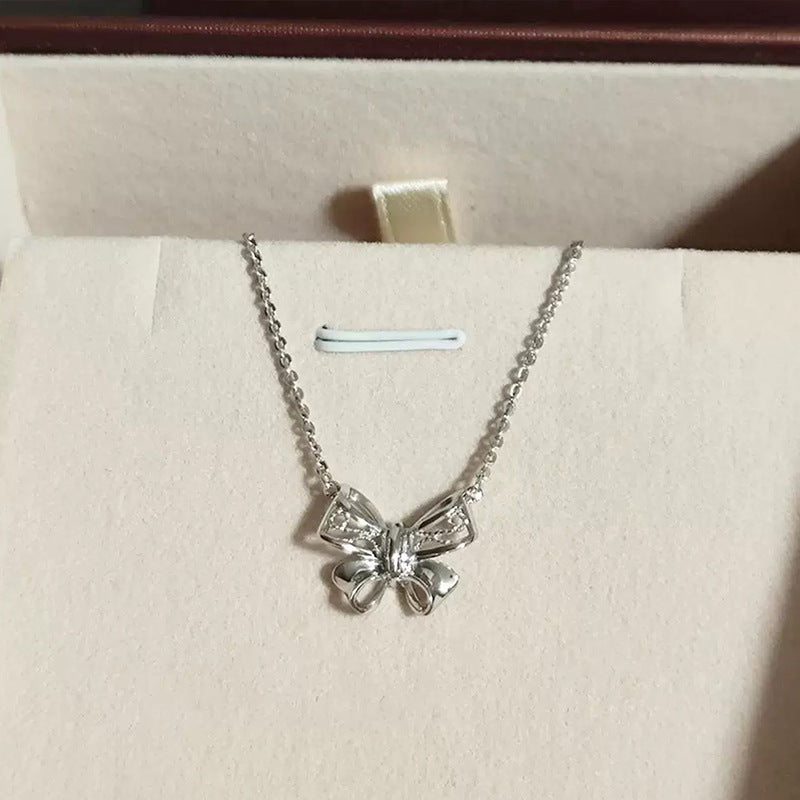 Hurmaava Koru jokaiseen tilaisuuteen