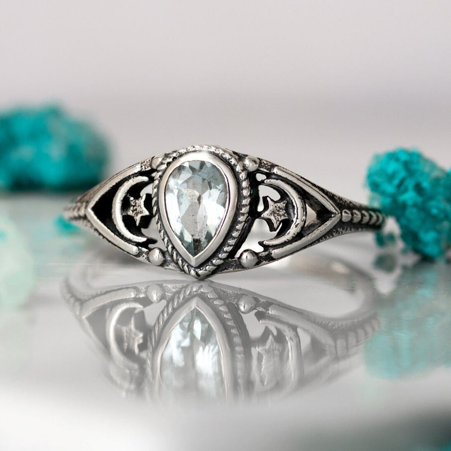 Kaunis Sormus ainutlaatuisella tyylillä