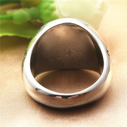 Hurmaava Sormus jokaiseen tilaisuuteen