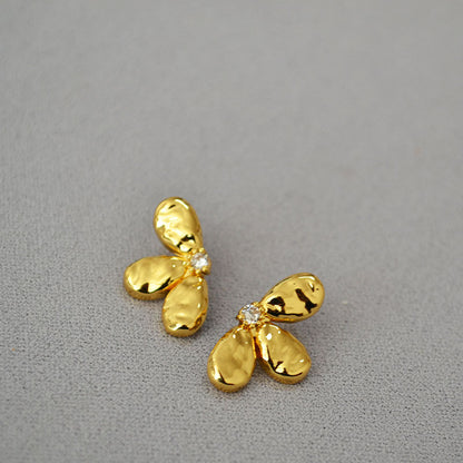 Hurmaava Kulta Korvarengas jokaiseen tilaisuuteen