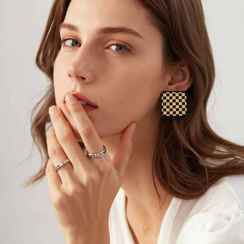 Kaunis Koru ainutlaatuisella tyylillä