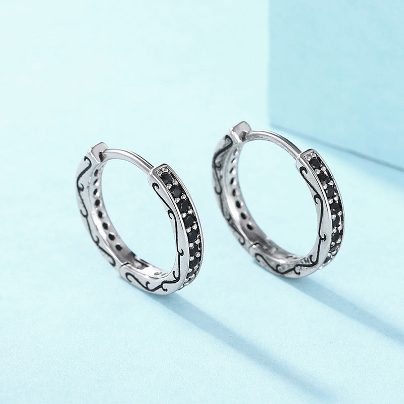 Hurmaava Korvarengas jokaiseen tilaisuuteen