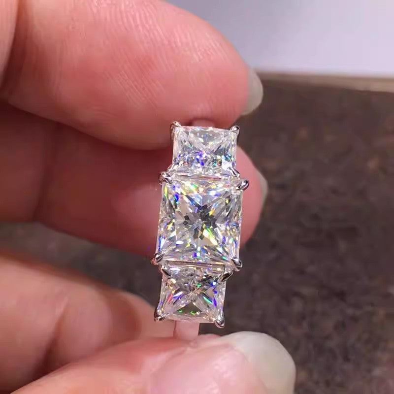 Elegantti Sormus jokaiseen tilaisuuteen