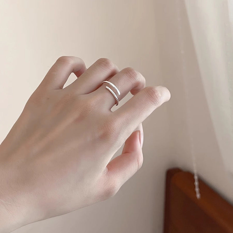 Kaunis Sormus ainutlaatuisella tyylillä