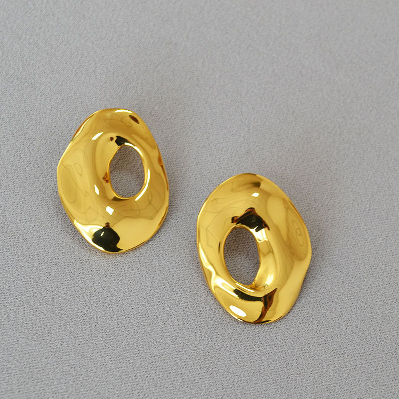 Käsintehty vintage Korvarengas