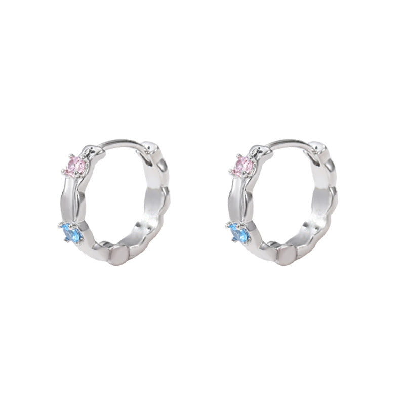 Klassinen Korvarengas ajattomalla viehätyksellä