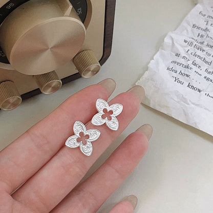 Kaunis Koru ainutlaatuisella tyylillä