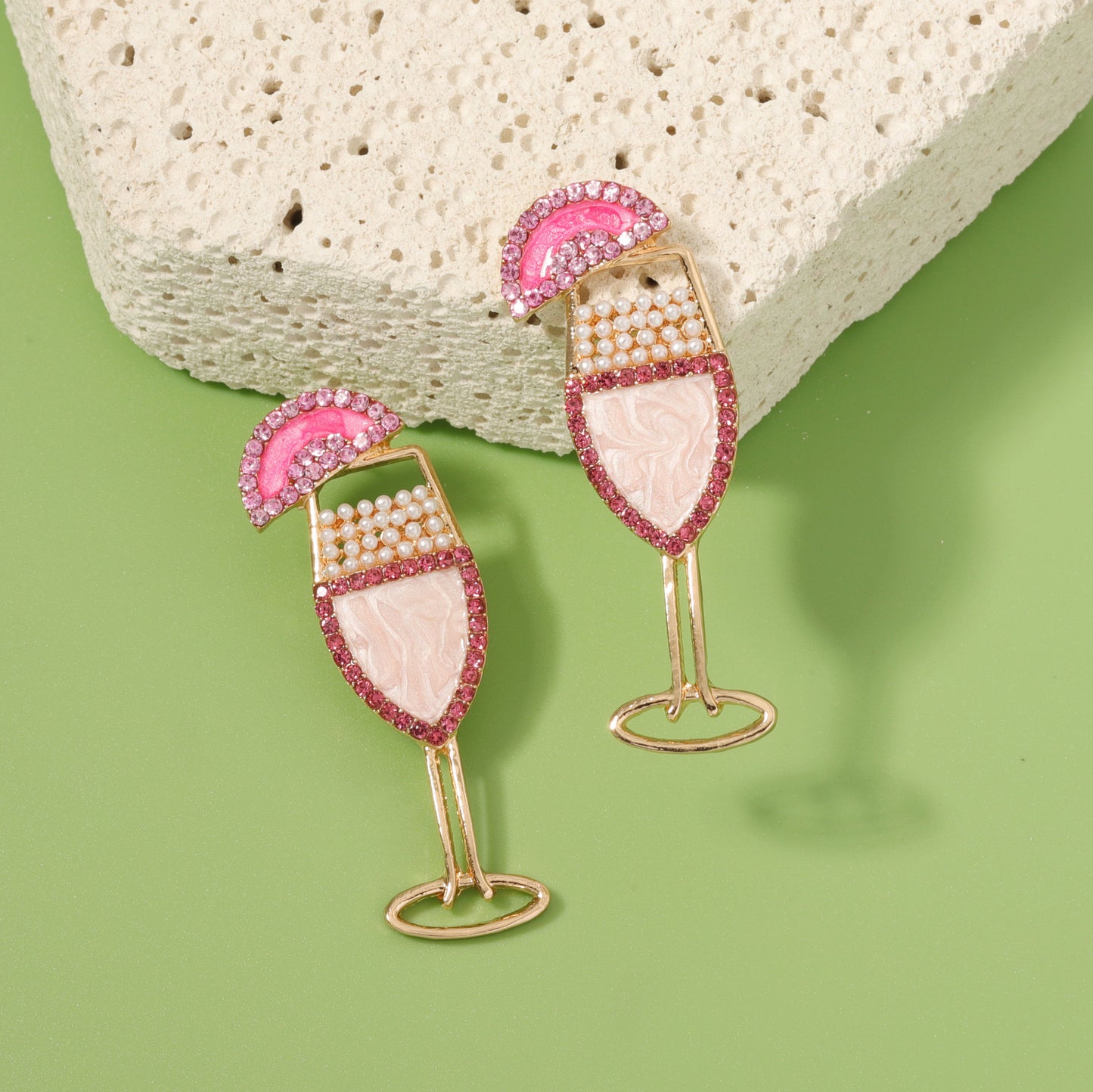 Herkkä käsityö Helmi Korvarengas