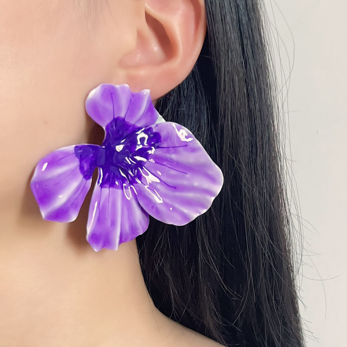 Romanttinen Korvarengas erityisiin hetkiin