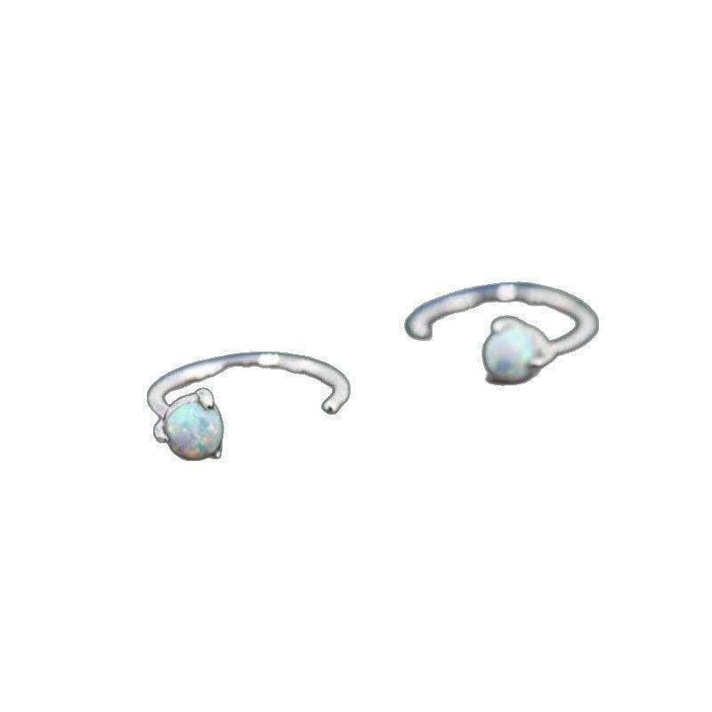 Kaunis Sormus ainutlaatuisella tyylillä