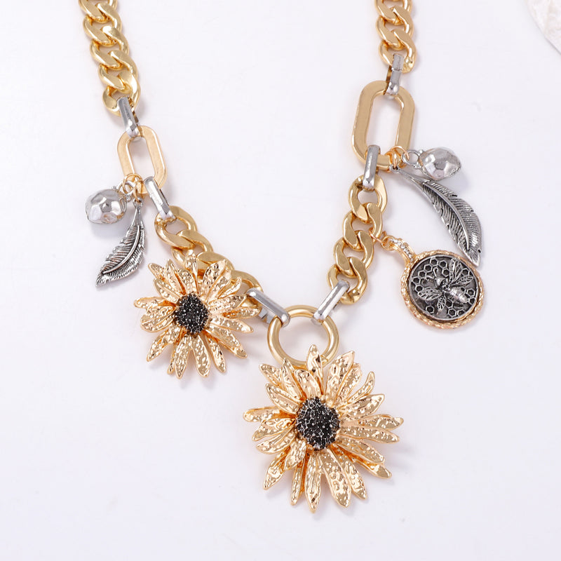 Elegantti Kaulakoru jokaiseen tilaisuuteen