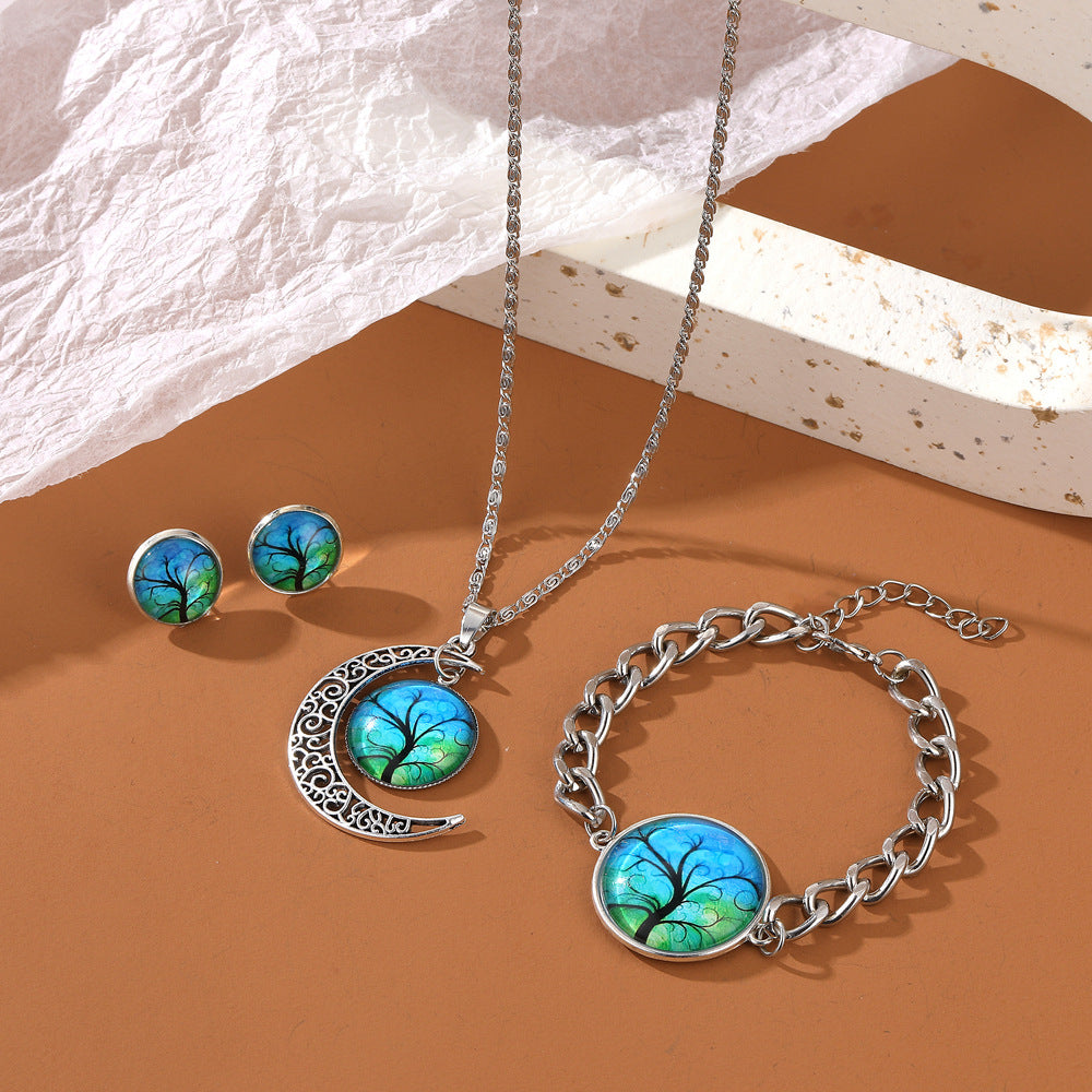 Klassinen Kaulakoru ajattomalla viehätyksellä