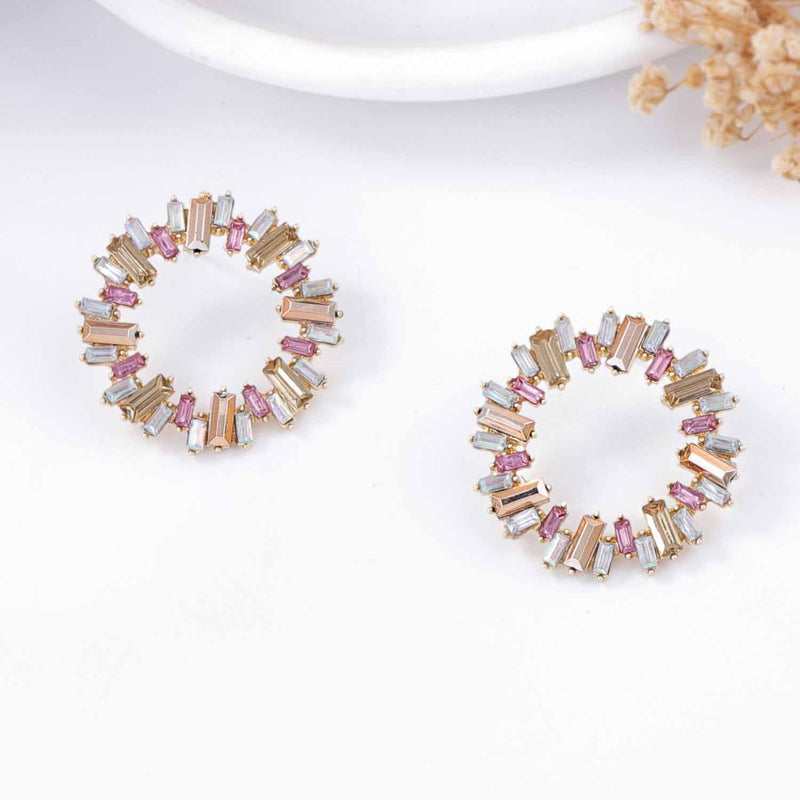 Elegantti Korvarengas jokaiseen tilaisuuteen