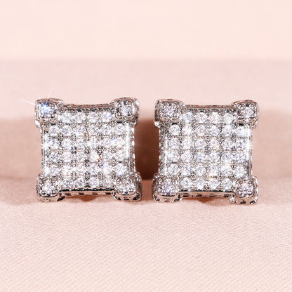 Hurmaava Korvarengas jokaiseen tilaisuuteen