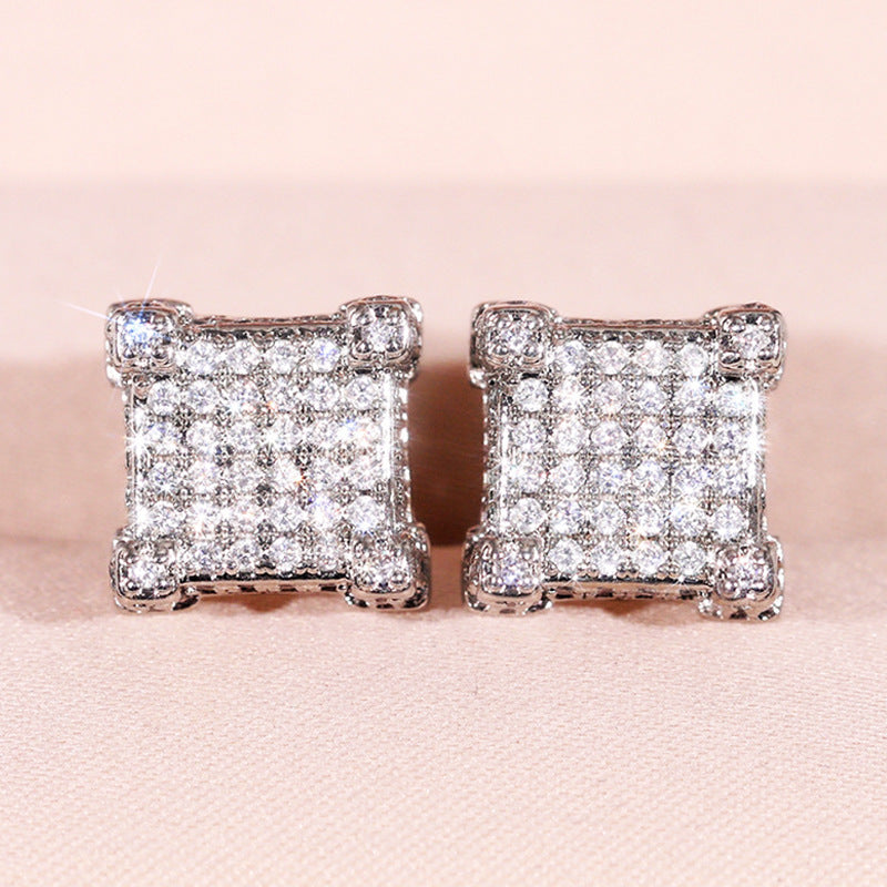 Hurmaava Korvarengas jokaiseen tilaisuuteen