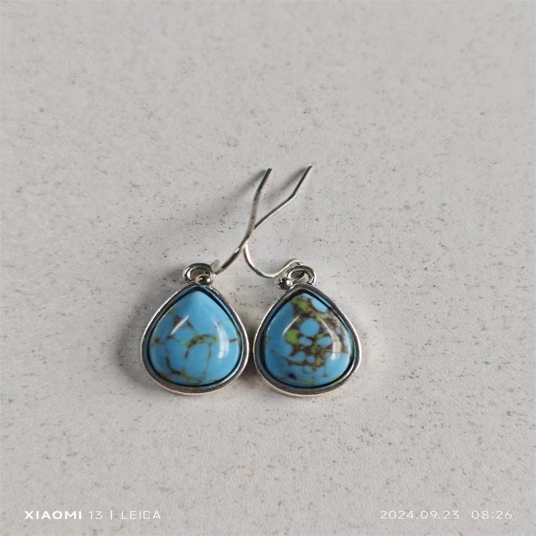 Kaunis Korvarengas ainutlaatuisella tyylillä