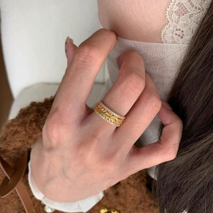 Hurmaava Sormus jokaiseen tilaisuuteen