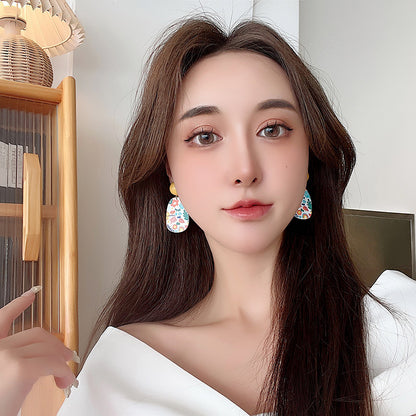 Käsintehty vintage Korvarengas