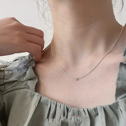 Herkkä käsityö Kaulakoru