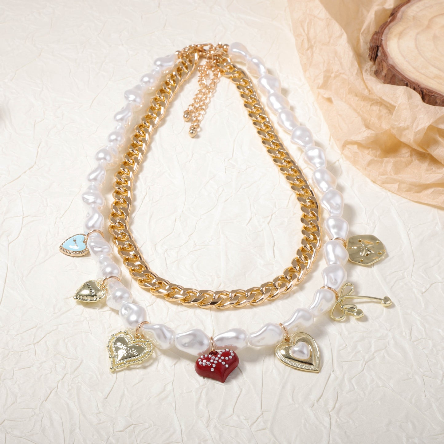 Romanttinen Helmi Kaulakoru erityisiin hetkiin