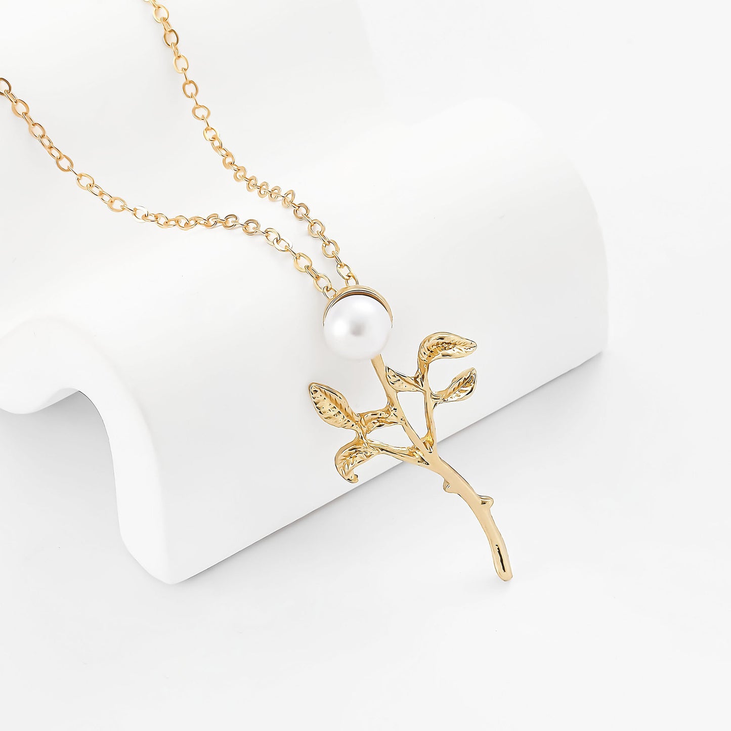 Herkkä käsityö Helmi Kaulakoru