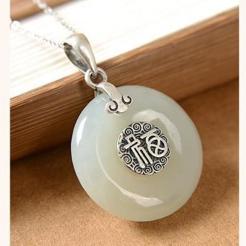 Romanttinen Hopea Riipus erityisiin hetkiin