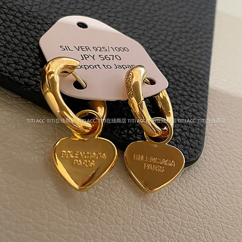 Klassinen Kulta Korvarengas ajattomalla viehätyksellä