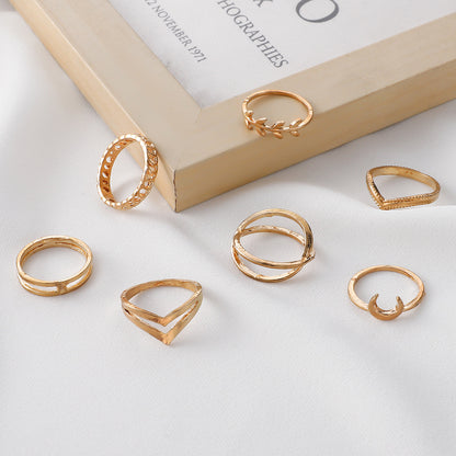 Kaunis Kulta Korusetti ainutlaatuisella tyylillä