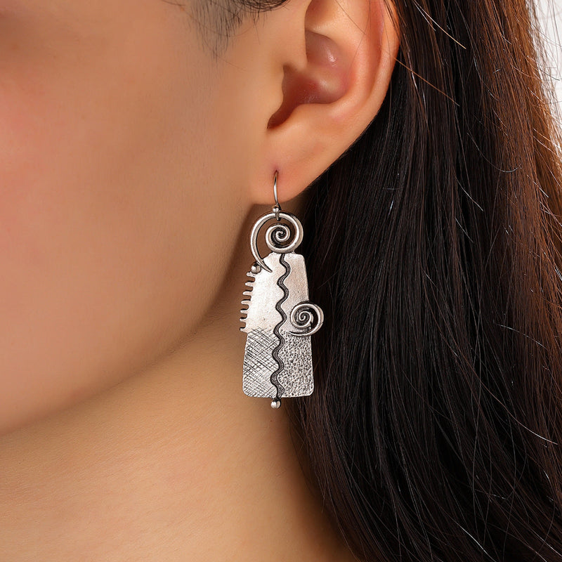 Klassinen Sormus ajattomalla viehätyksellä