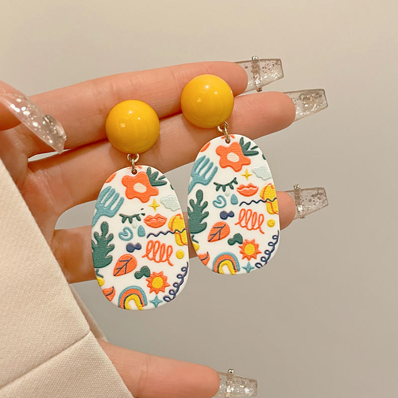 Käsintehty vintage Korvarengas