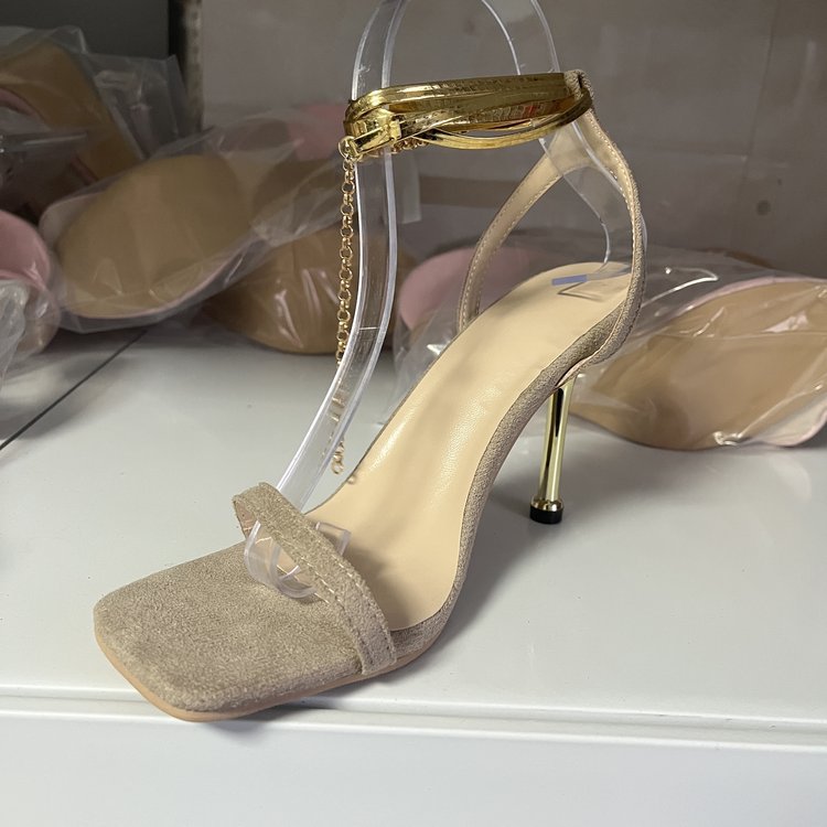 Klassiset Ortopediset Sandaalit Ajattomalla Tyylillä