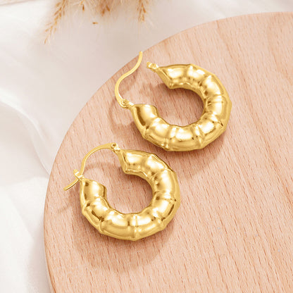 Klassinen Korvarengas ajattomalla viehätyksellä