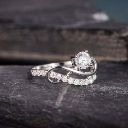 Herkkä käsityö Sormus