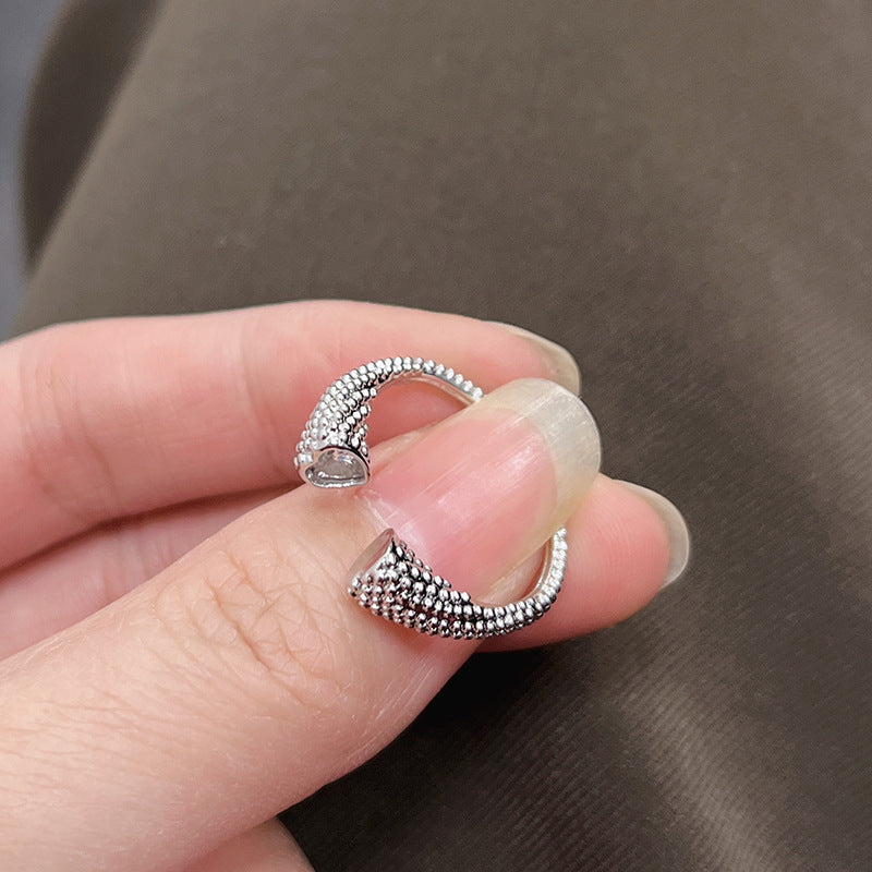 Romanttinen Sormus erityisiin hetkiin