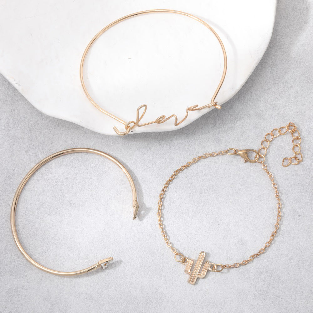 Hurmaava Kulta Rannekoru jokaiseen tilaisuuteen