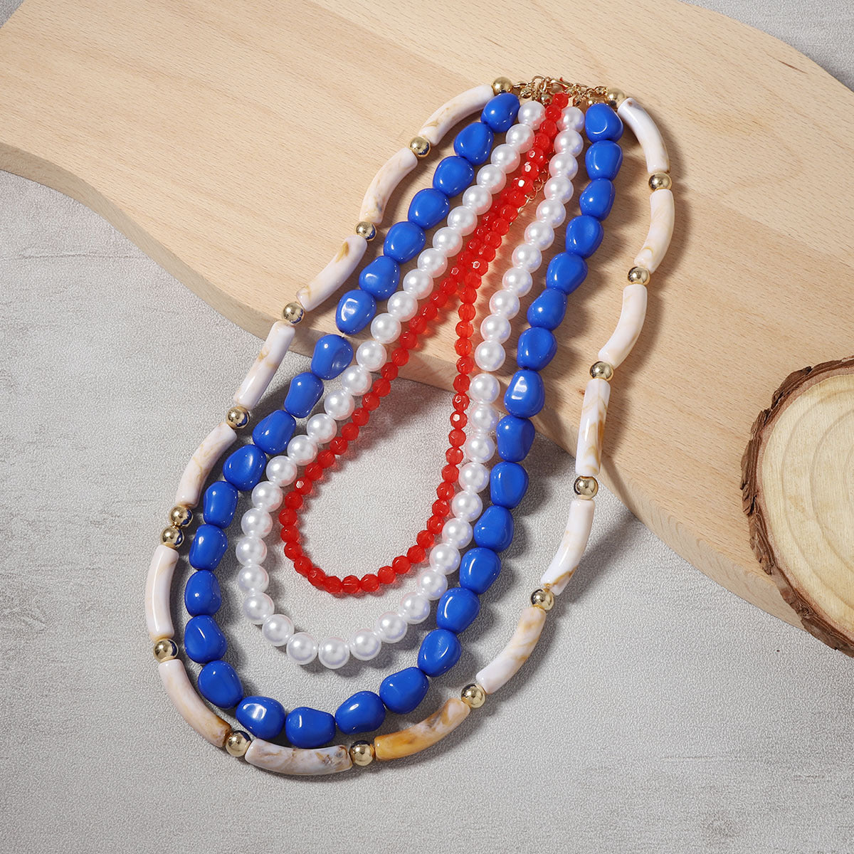 Elegantti Helmi Kaulakoru jokaiseen tilaisuuteen