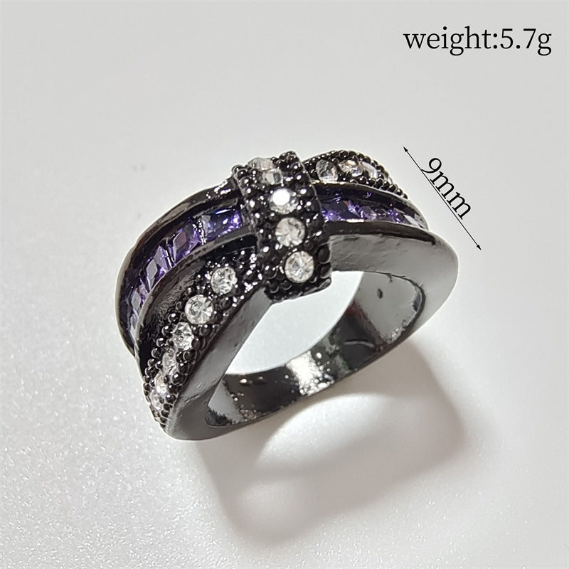 Hurmaava Sormus jokaiseen tilaisuuteen