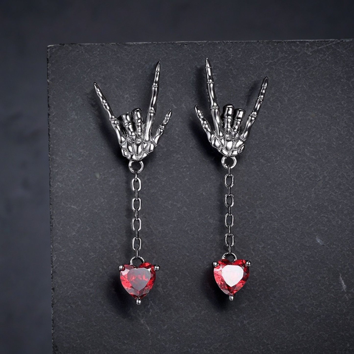 Hurmaava Korvarengas jokaiseen tilaisuuteen