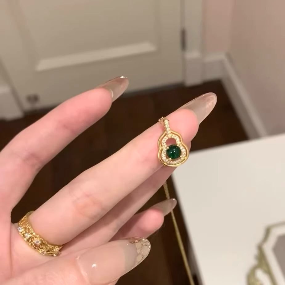 Elegantti Kulta Kaulakoru jokaiseen tilaisuuteen