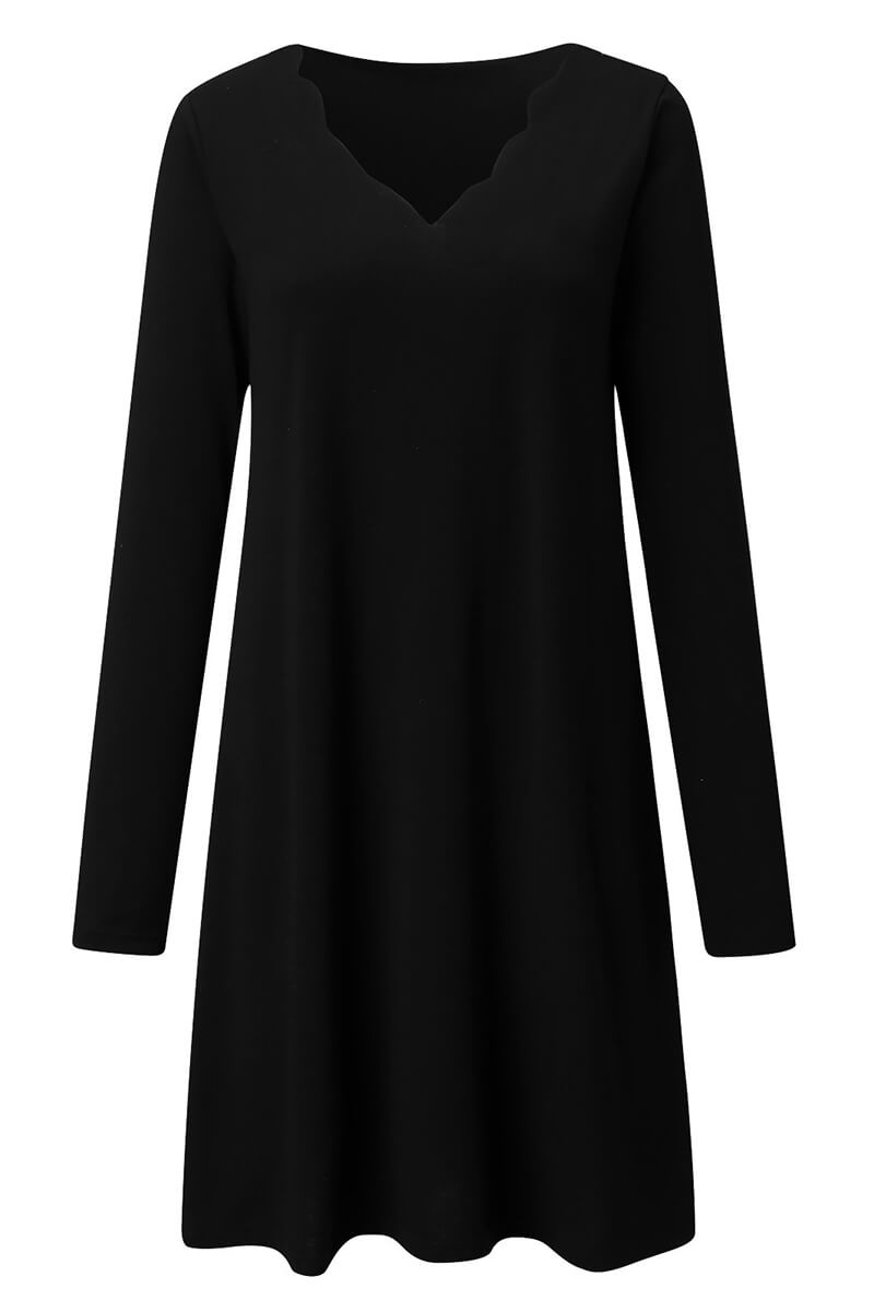 Beautifully Finished Dress in a Timeless Design